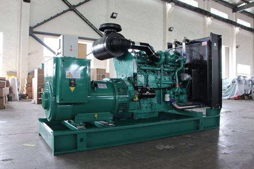 青秀320kw康明斯柴油发电车出租组图片 青秀320kw康明斯柴油发电车出租组图片